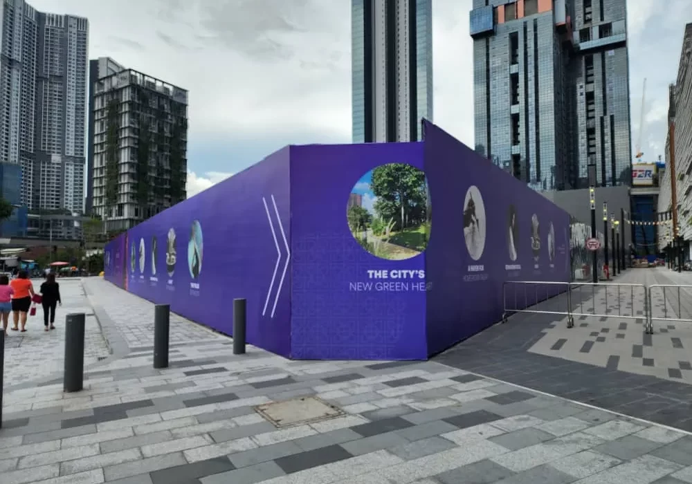 metal deck hoarding at trx 1